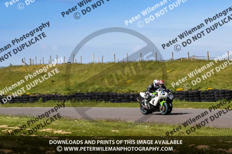 anglesey no limits trackday;anglesey photographs;anglesey trackday photographs;enduro digital images;event digital images;eventdigitalimages;no limits trackdays;peter wileman photography;racing digital images;trac mon;trackday digital images;trackday photos;ty croes